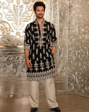 Black Velvat Kurta pyjama With Embroidery