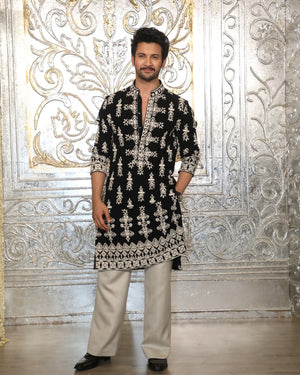 Black Velvat Kurta pyjama With Embroidery