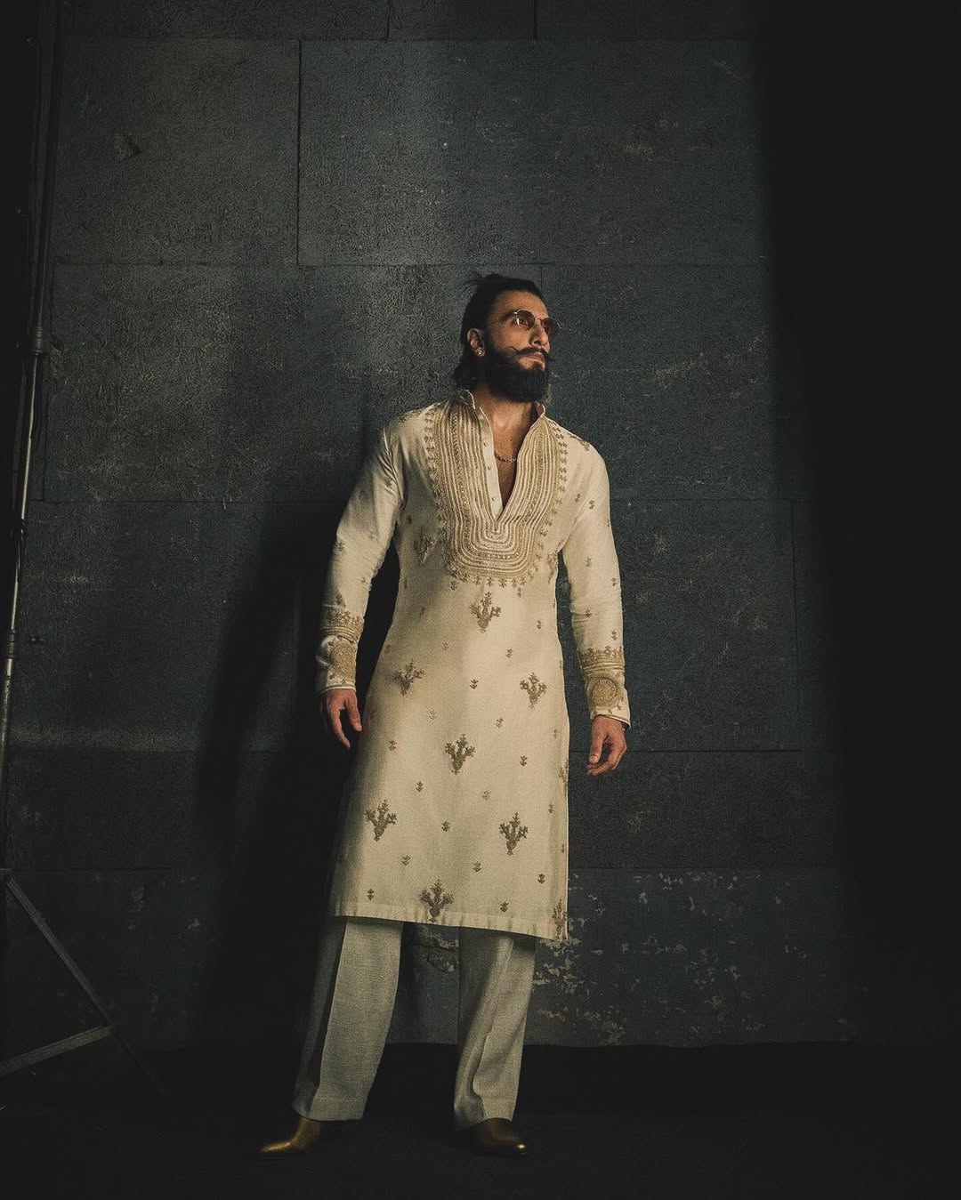 Ranveer Singh Cream Ivory kurta pajama with Embroidery - The Indian Kurta