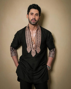 Z Black Kurta Pajama Set With Embroidery - The Indian Kurta